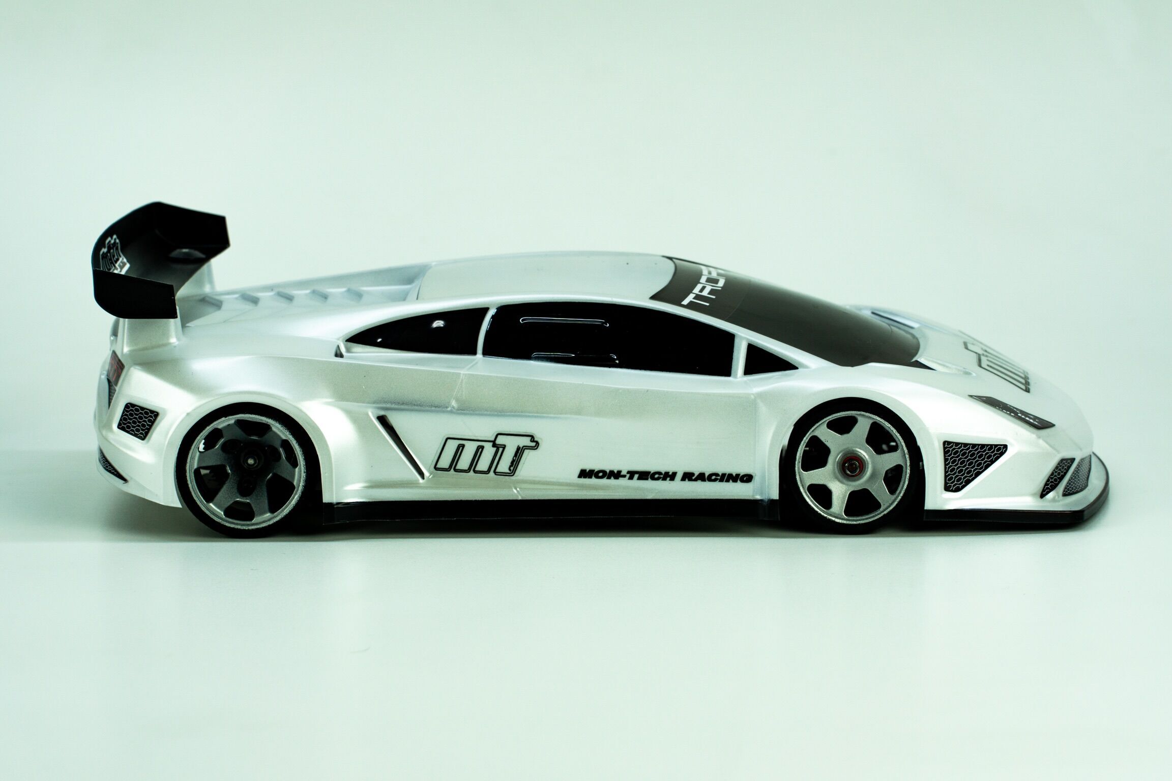 MB-022-001LMon-Tech-Trofeo-112-GT-Body-La-Leggera mb-022-001lmon-tech-trofeo-112-gt-body-la-leggera