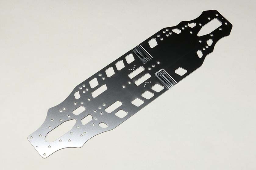 Yokomo MS2.0 Stahl Chassis 1,2mm (1)