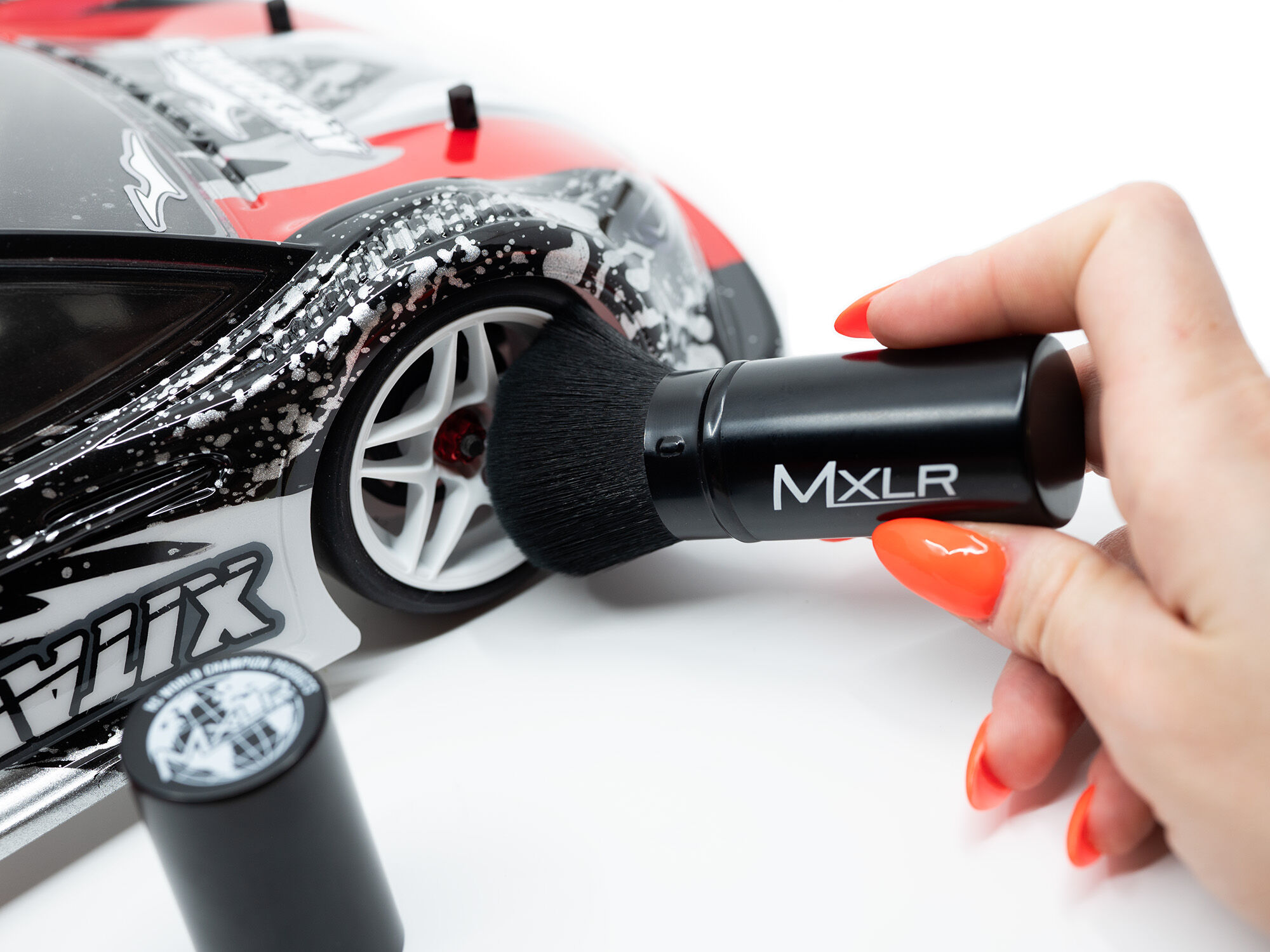 MAX-02-007 MXLR RC Beauty Brush (8)